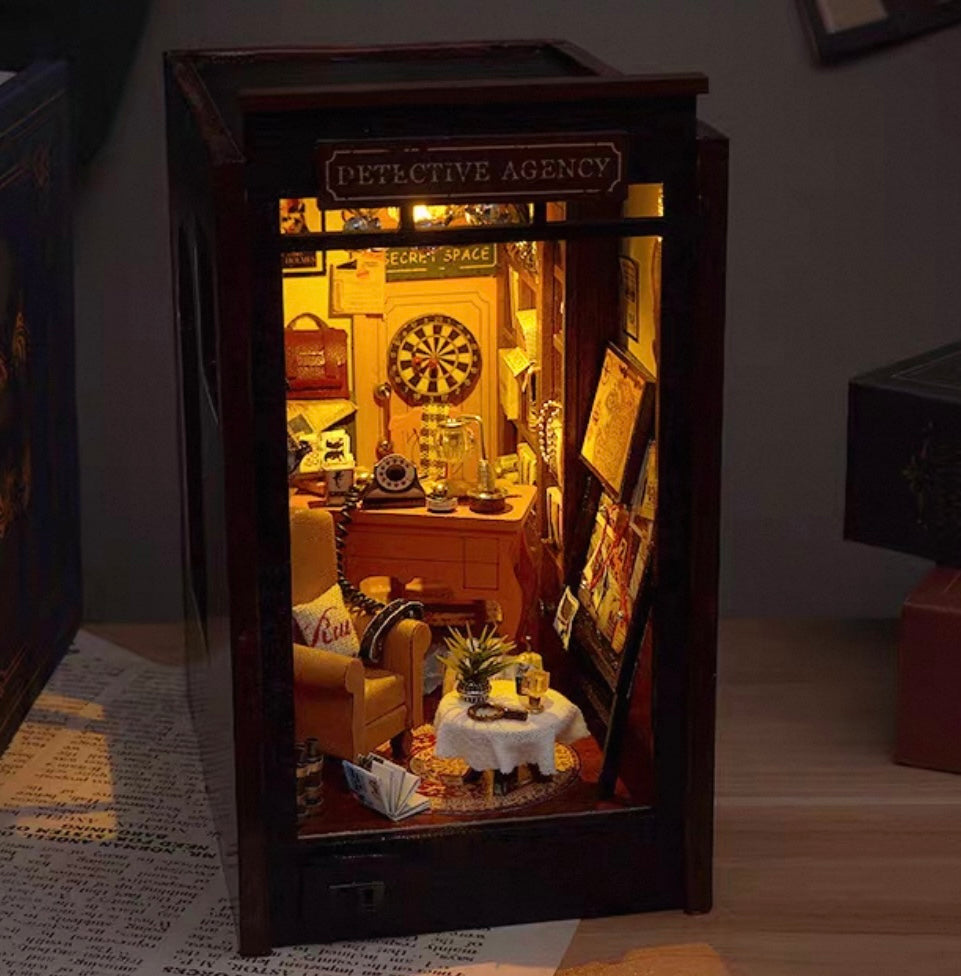 The Detective's Diary DIY Book Nook Kit