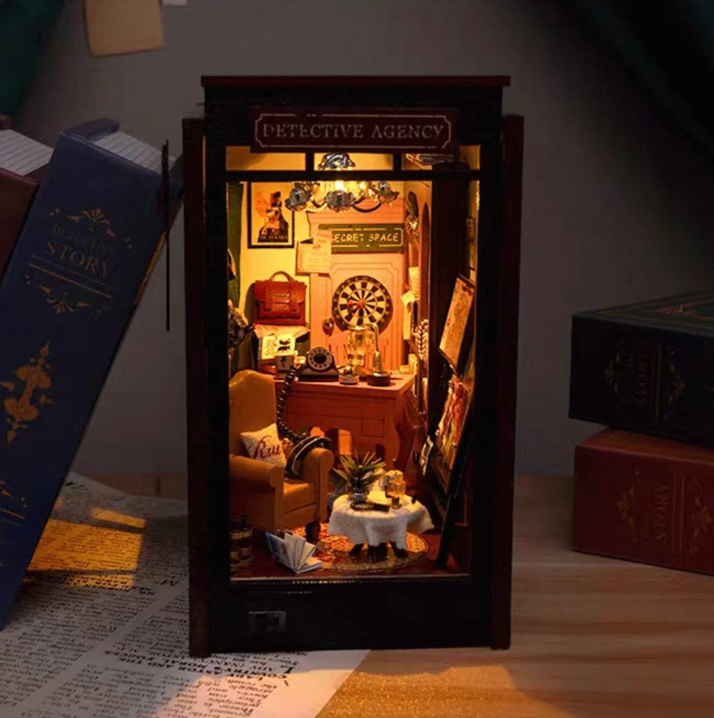 The Detective's Diary DIY Book Nook Kit